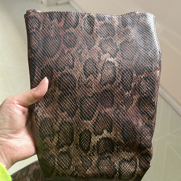 Heel boots - Picture 2 of 7